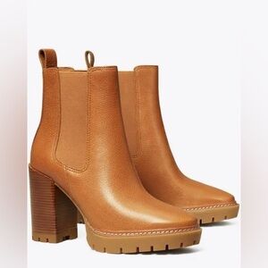 Tory Burch CARSON LUG SOLE ANKLE BOOT Size 8